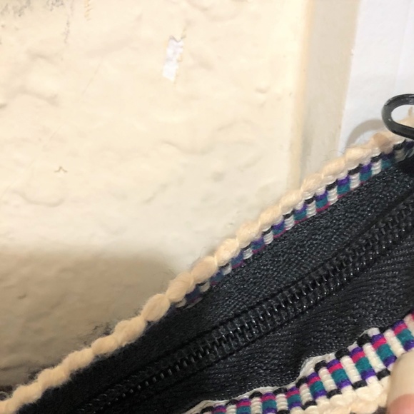 Handmade Crossbody Handbag Purse with Duck Design. - Picture 2 of 3